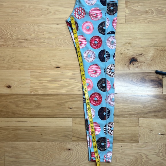 Muscles and Donuts Dusty Blue High Rise Leggings w/Pockets | Size XL - Picture 5 of 10